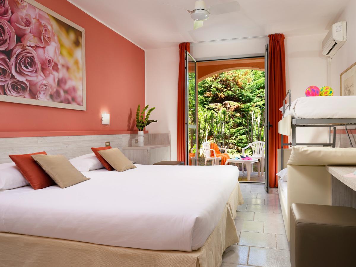Garden Toscana Resort San Vincenzo Extérieur photo